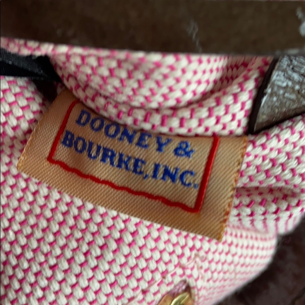 Dooney & Bourke patent leather bag - Picture 11 of 13
